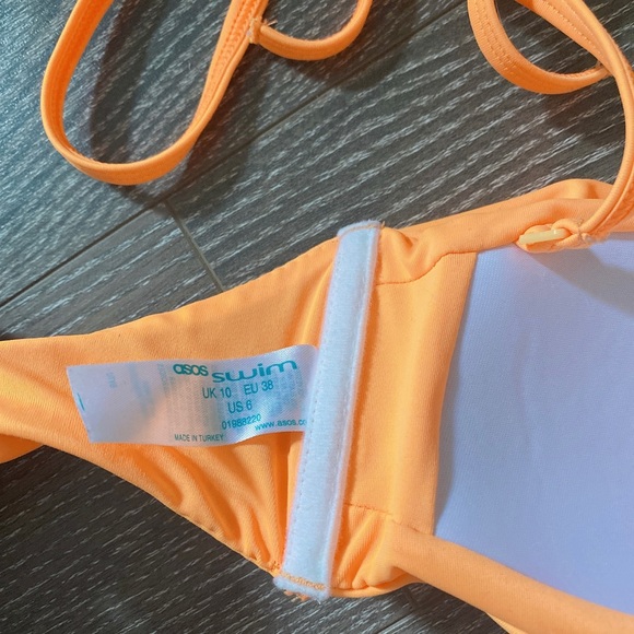 Ruffle Padded orange 🍊 swim top US6 - Picture 2 of 2